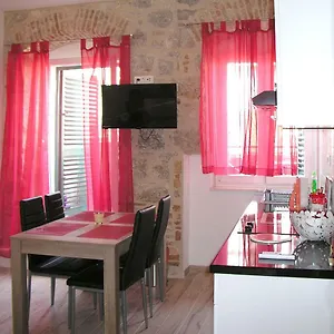  Apartment Klara I Gracia Croatia