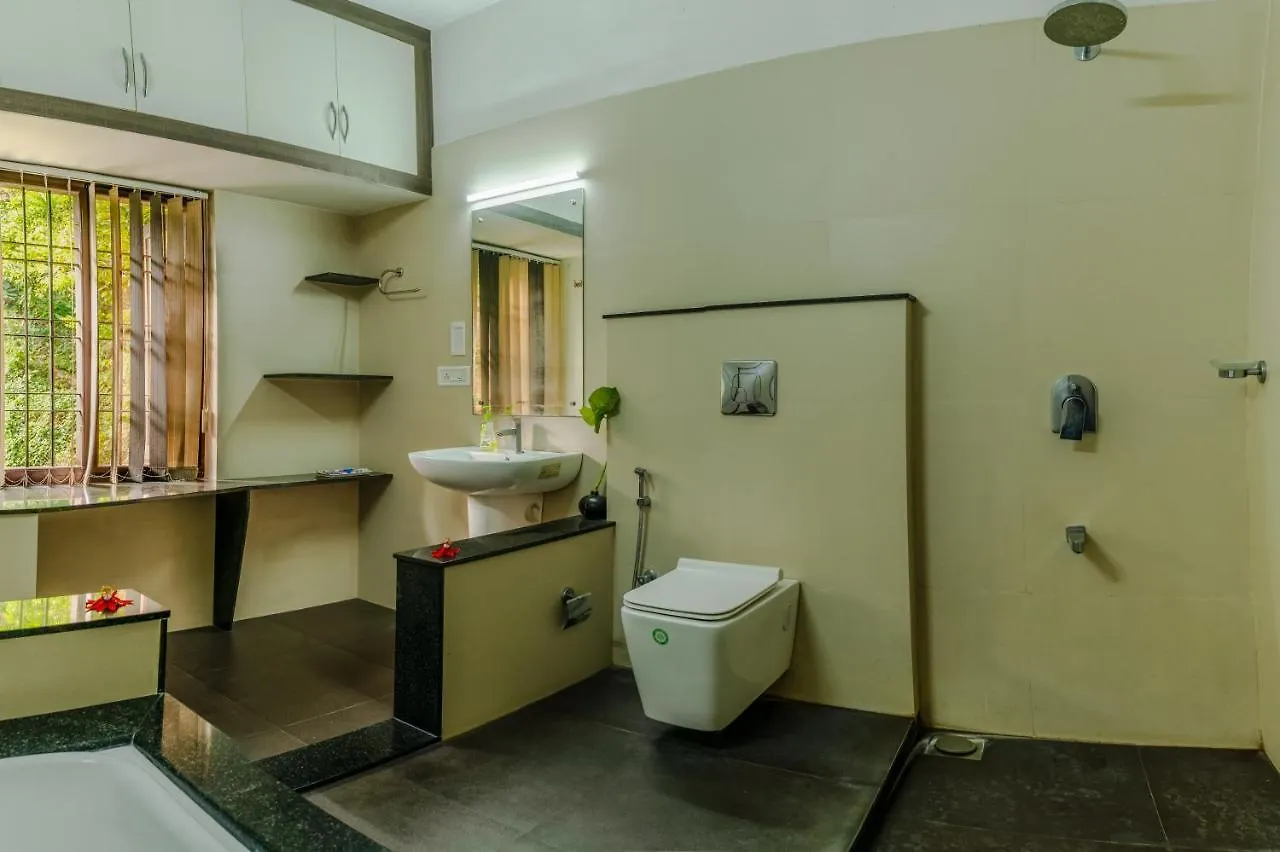 Проживание в семье Sceva'S Garden Home Муннар